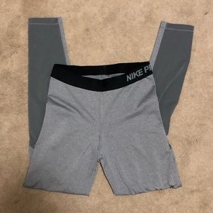 Nike Pro leggings